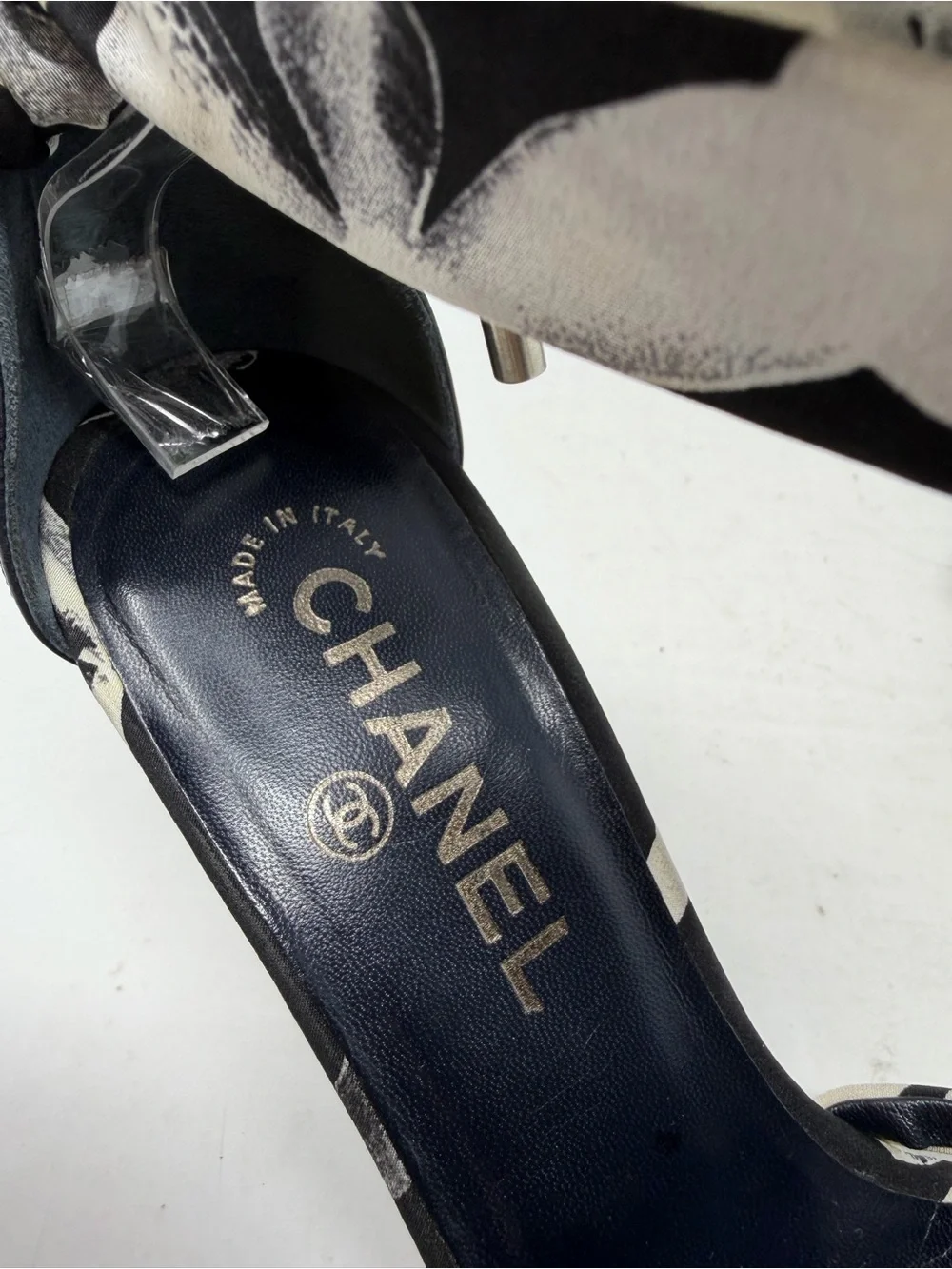 Chanel D’Orsay Ribbon Lace-Up Heels Womens Size EU 38.5 - Picture 4 of 10